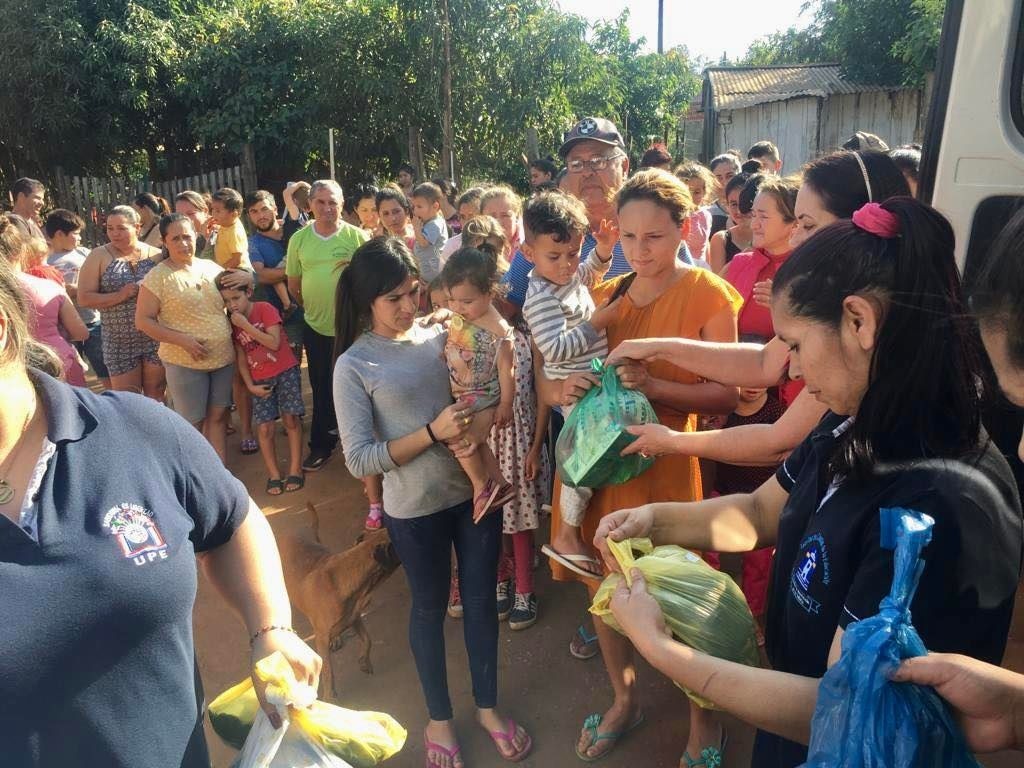 UPE entrega donaciones a Hogar las Tias y familias del barrio Maria Auxiliadora